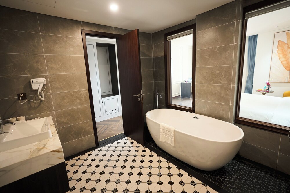 Executive Double Room, Balcony, Lake View photo 2