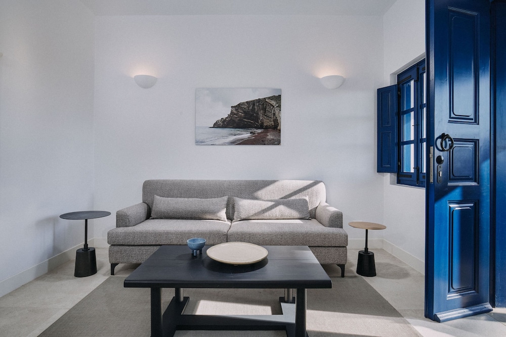 Suite, 1 Bedroom - Photo 8
