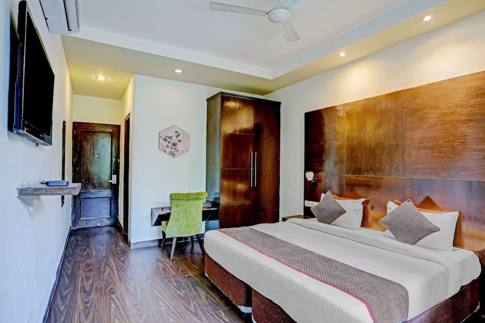 Deluxe Double or Twin Room, Balcony, City View - Photo 23