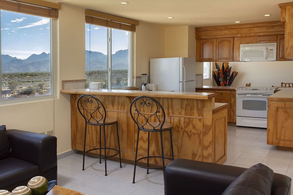 Three Bedroom Penthouse - Photo 1