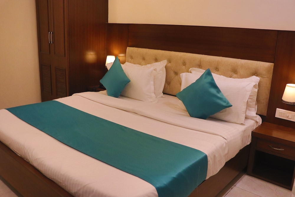 Executive Queen Room - Photo 7