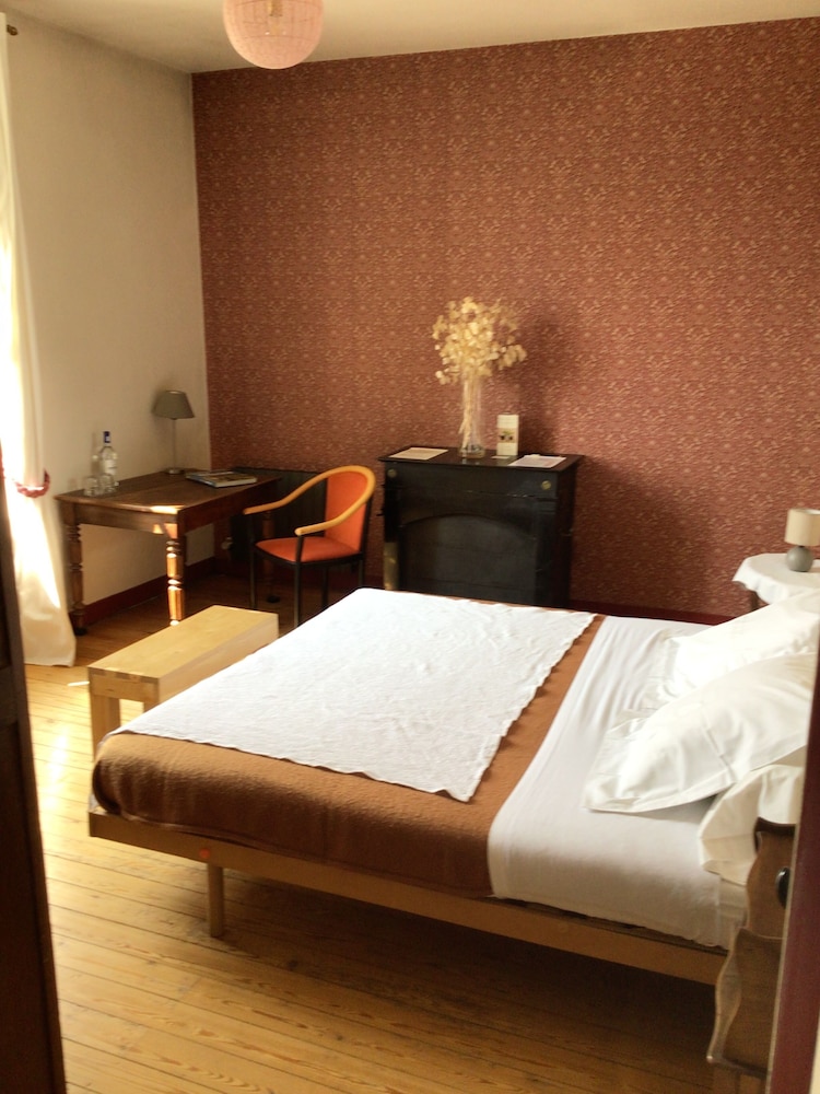 Comfort Room photo 2