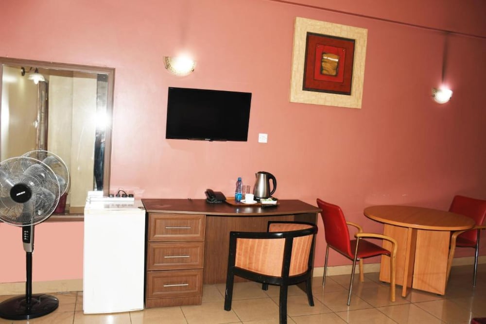 Double Room - Photo 4