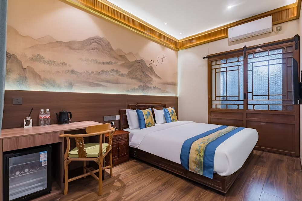 Classic Double Room