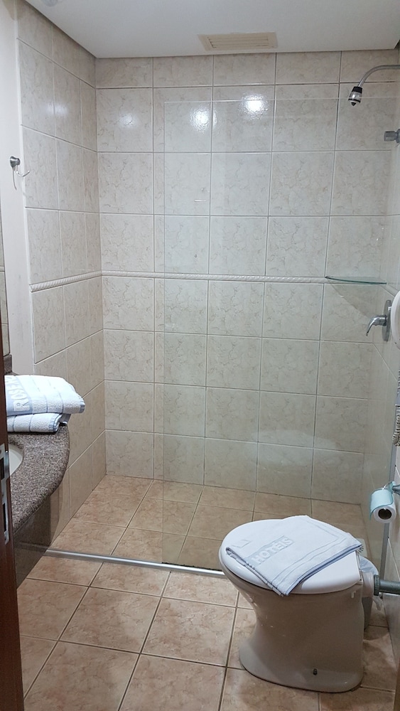 Deluxe Twin Room, 1 Double Bed, Non Smoking photo 3