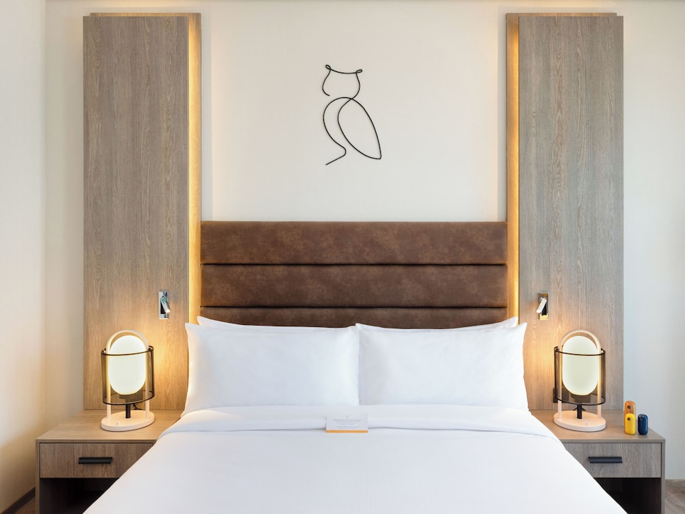 Deluxe Room, 1 King Bed, Beach View, Beachfront (Palm Beachfront View)