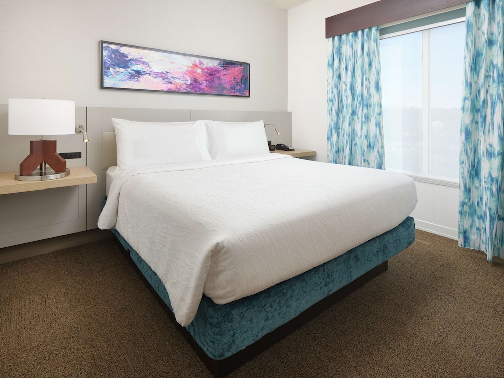 Junior Suite, 1 King Bed - Photo 2