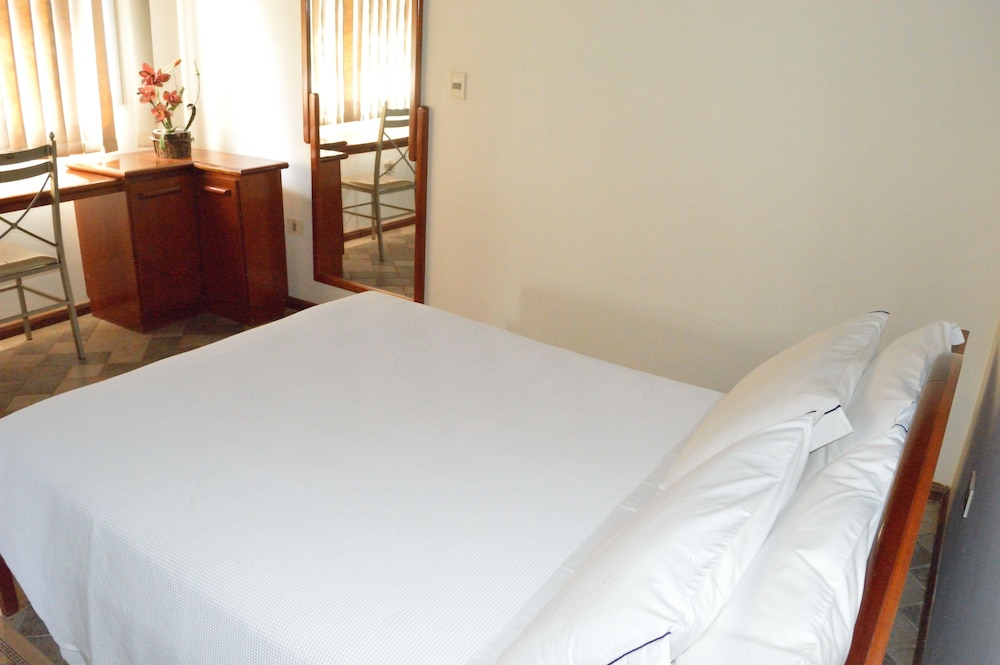 Honeymoon Double or Twin Room, 1 Queen Bed, Garden View photo 1