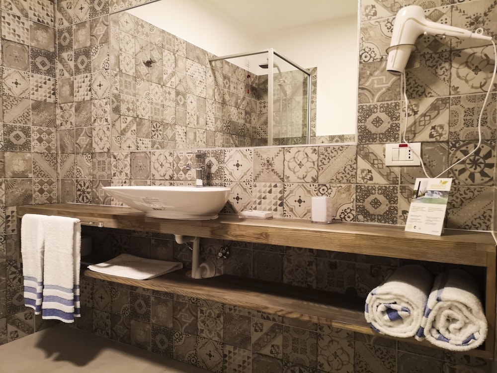 Junior Suite - Photo 10