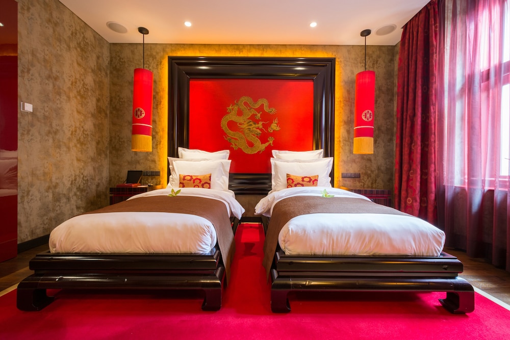 Available room
