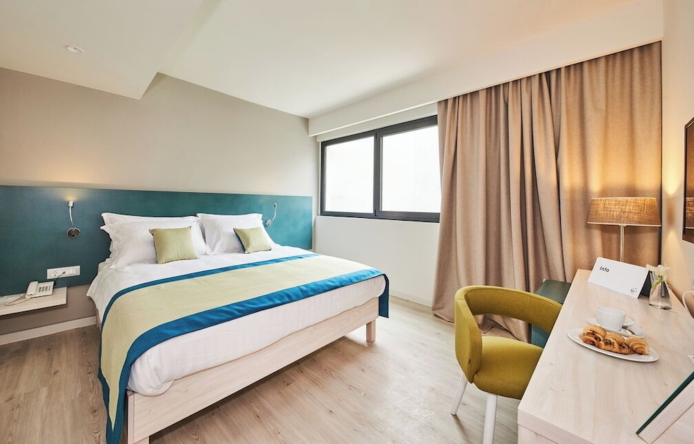 Classic Room - Photo 1