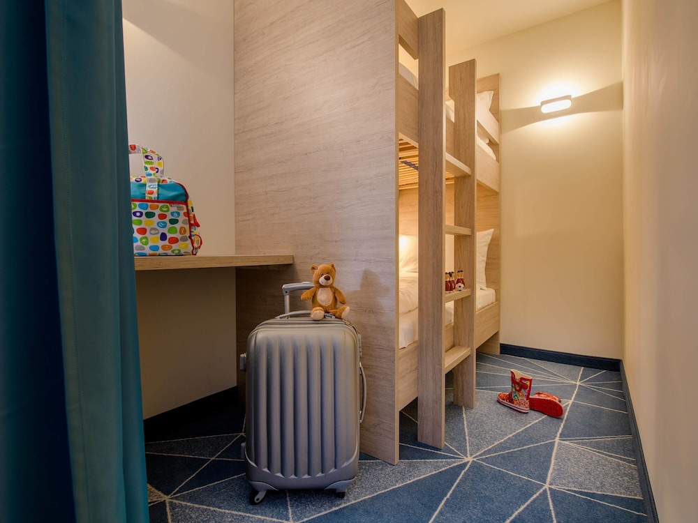 Family Room, Multiple Beds, Balcony (Comfort) - Photo 3