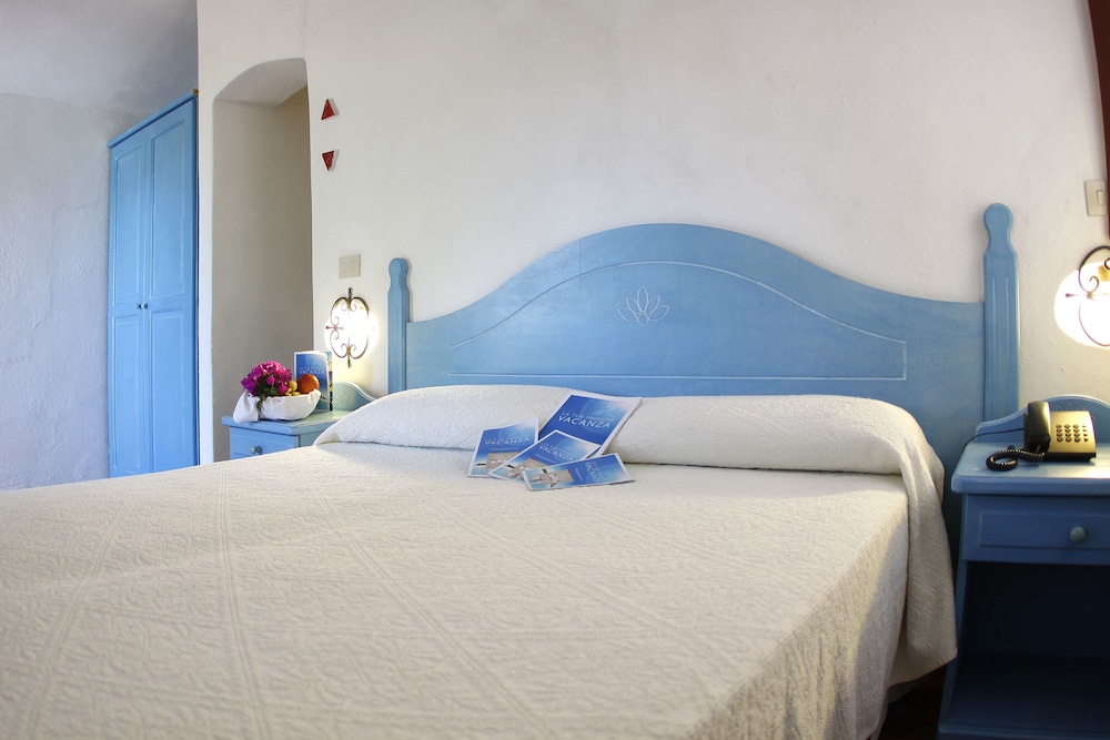 Standard Room - Photo 1