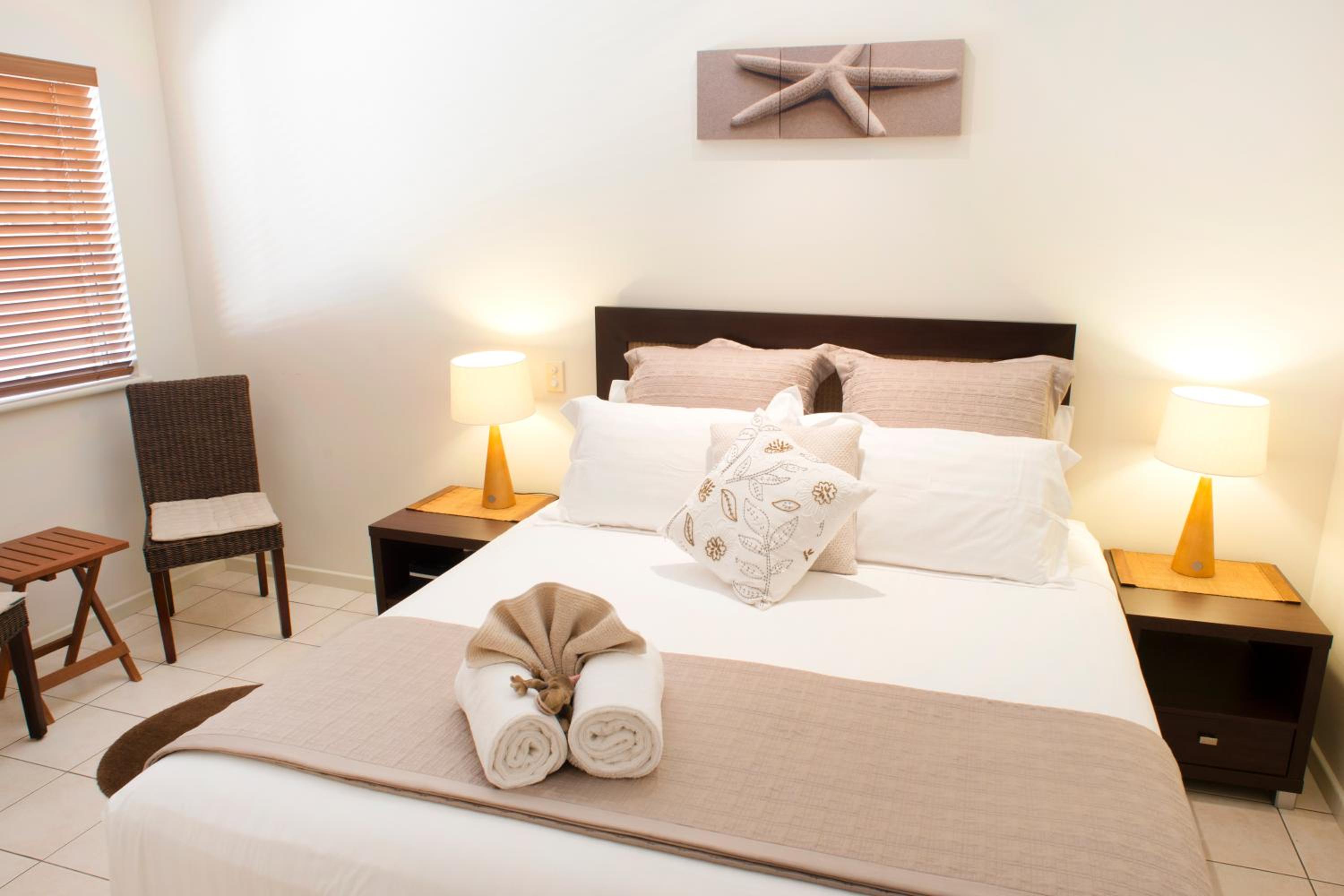 Deluxe Queen Room