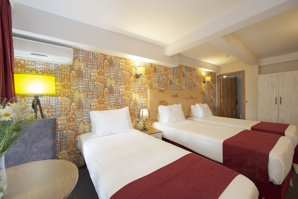 Standard Triple Room photo 3