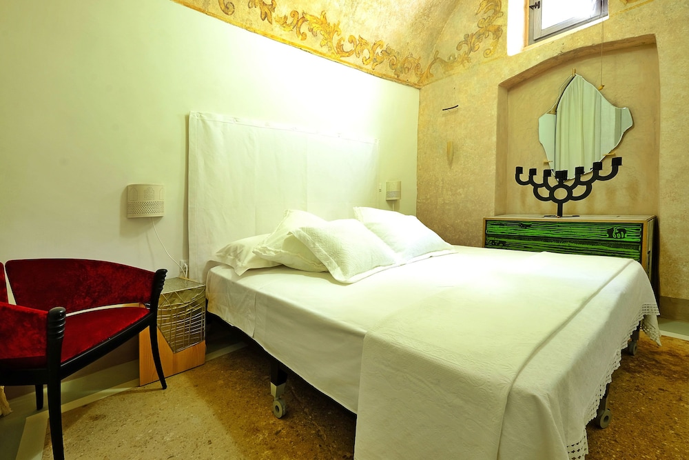 Family Suite, 2 Bedrooms, Private Bathroom photo 3