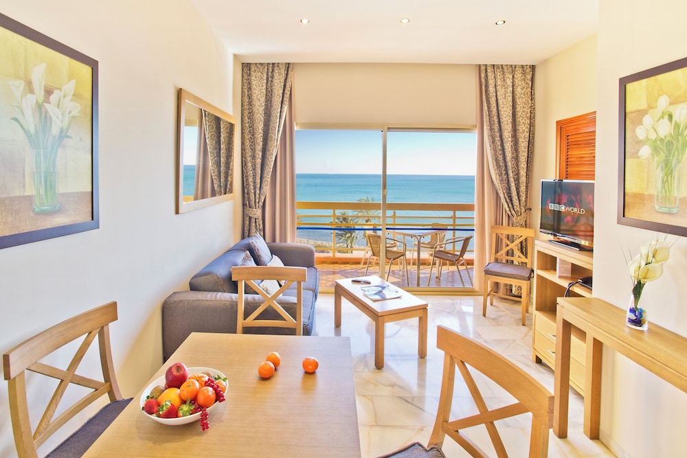 Studio-Apartment (Partial Sea View) - Photo 6