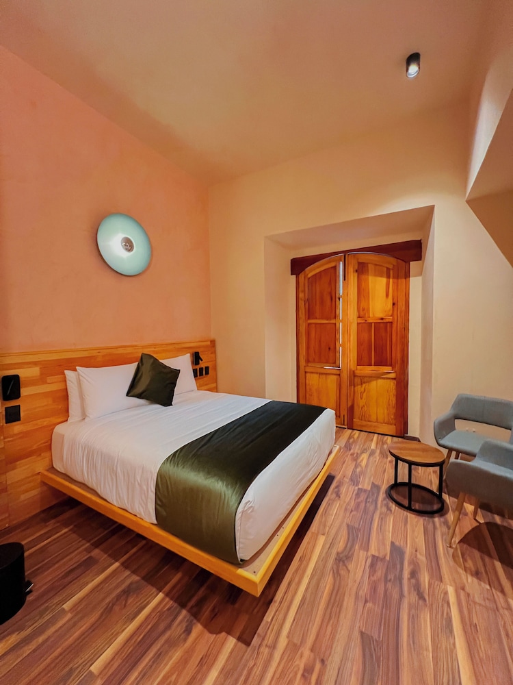Superior Room, Balcony, City View photo 2