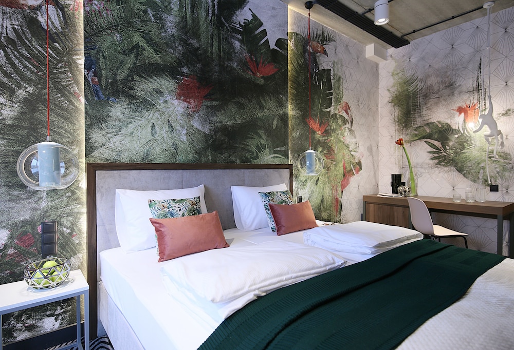 Deluxe Double Room - Photo 1