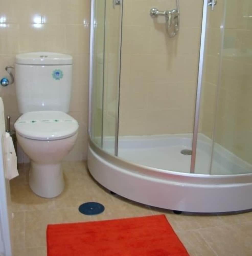 Single Room - Photo 6