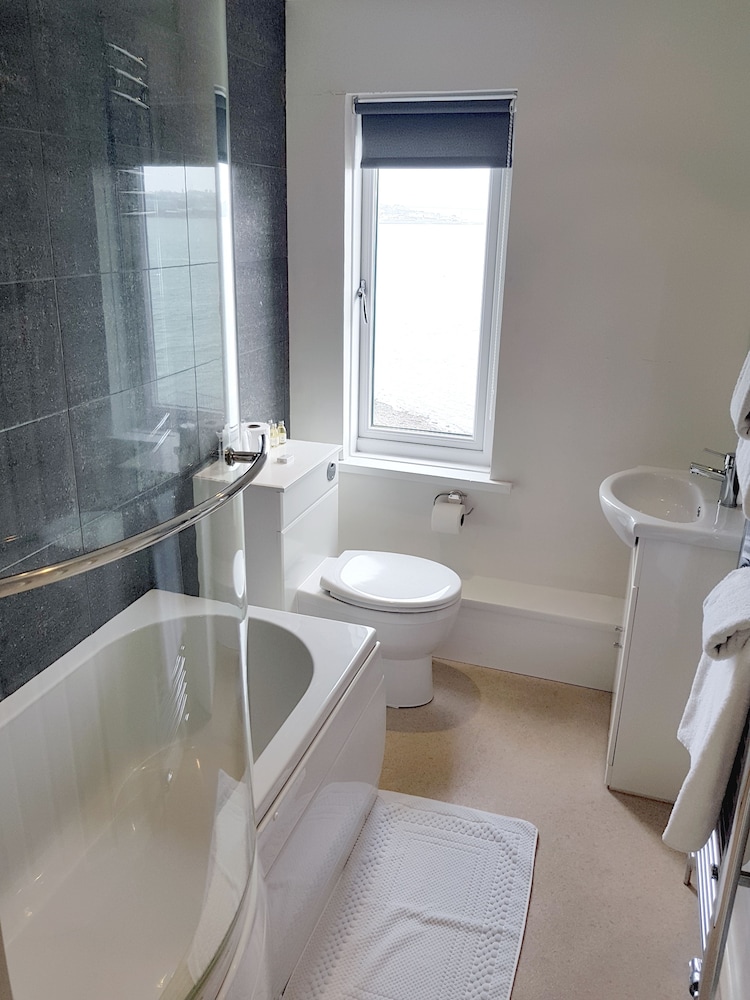 Quadruple Room, Ensuite - Photo 16