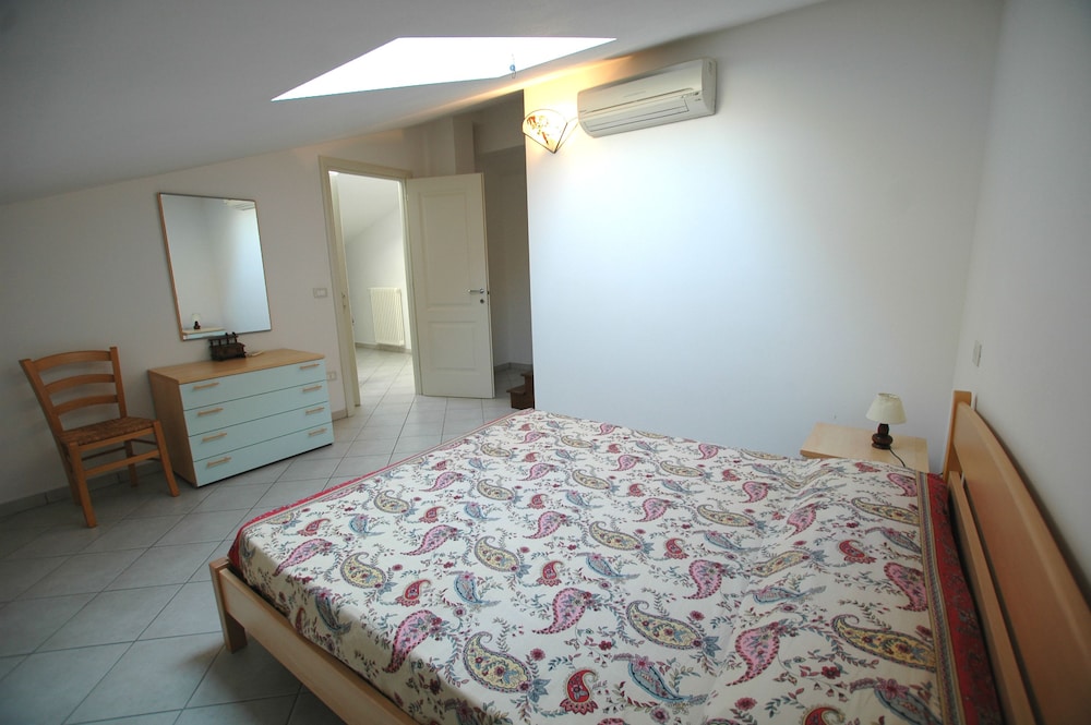 Apartment, 3 Bedrooms photo 2