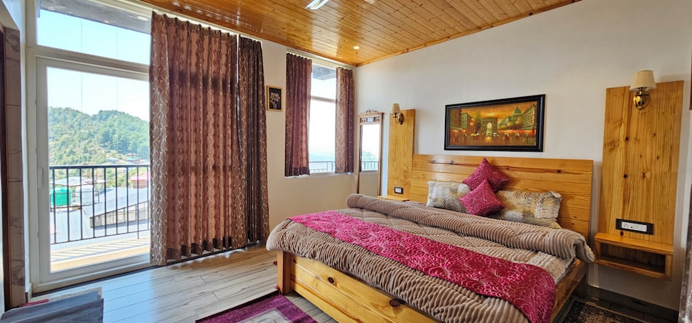Cedar Club Room - Photo 1