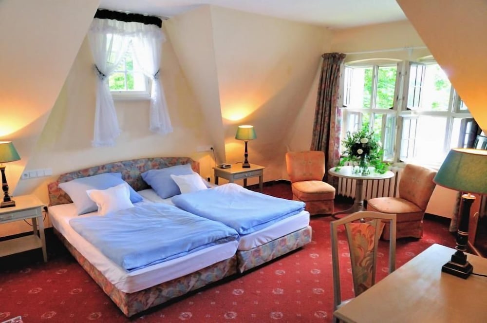 Double Room - Photo 4