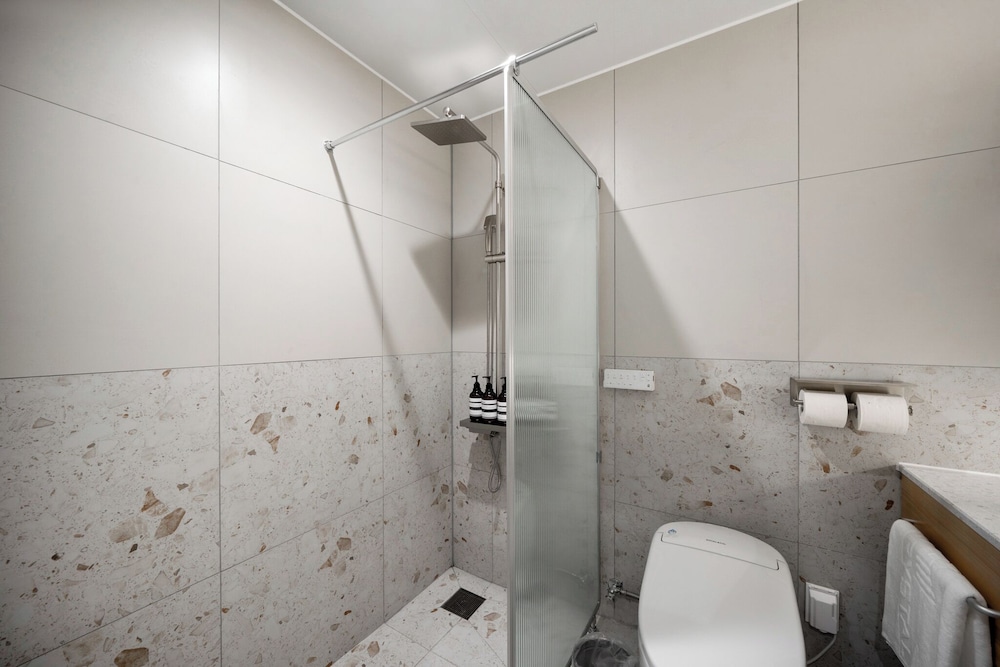 Deluxe Triple Room photo 3