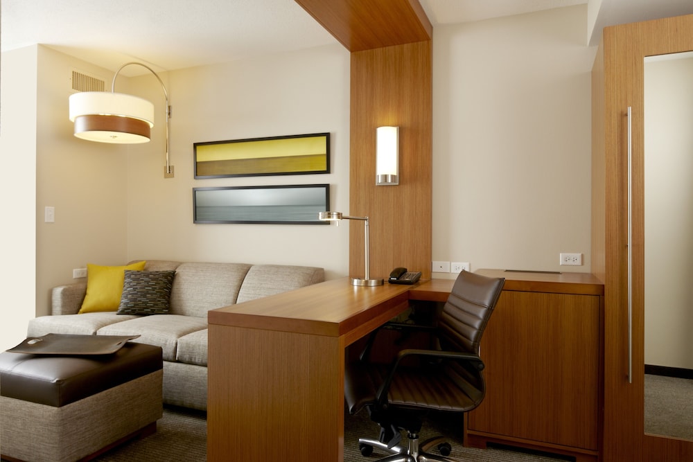 Room, Multiple Beds - Photo 6