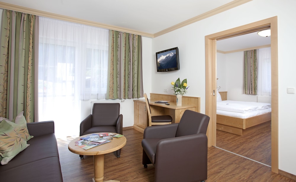 Suite photo 2