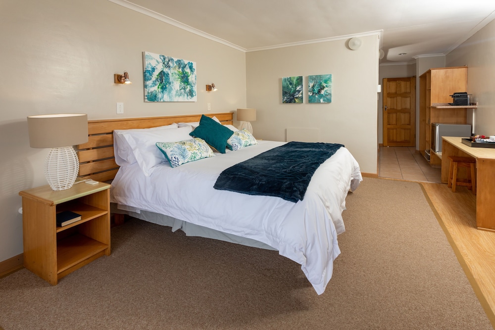 Luxury Double or Twin Room, Non Smoking, Ocean View photo 2