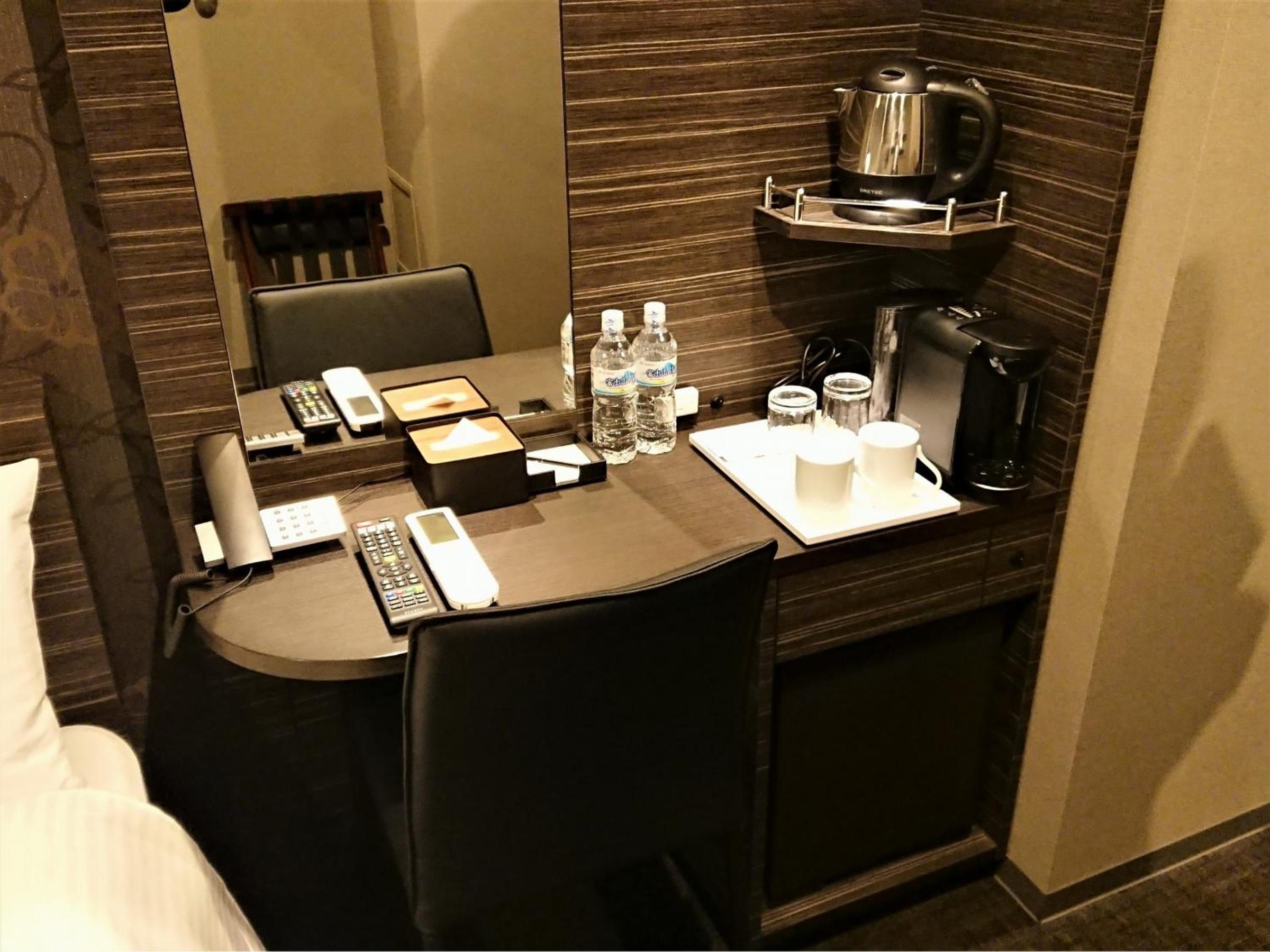 Standard Double Room - Disability Access - Non-Smoking photo 2