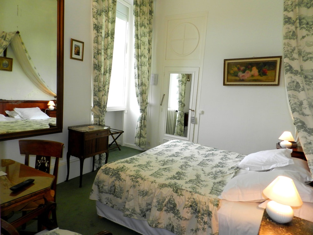 Classic Double or Twin Room photo 1