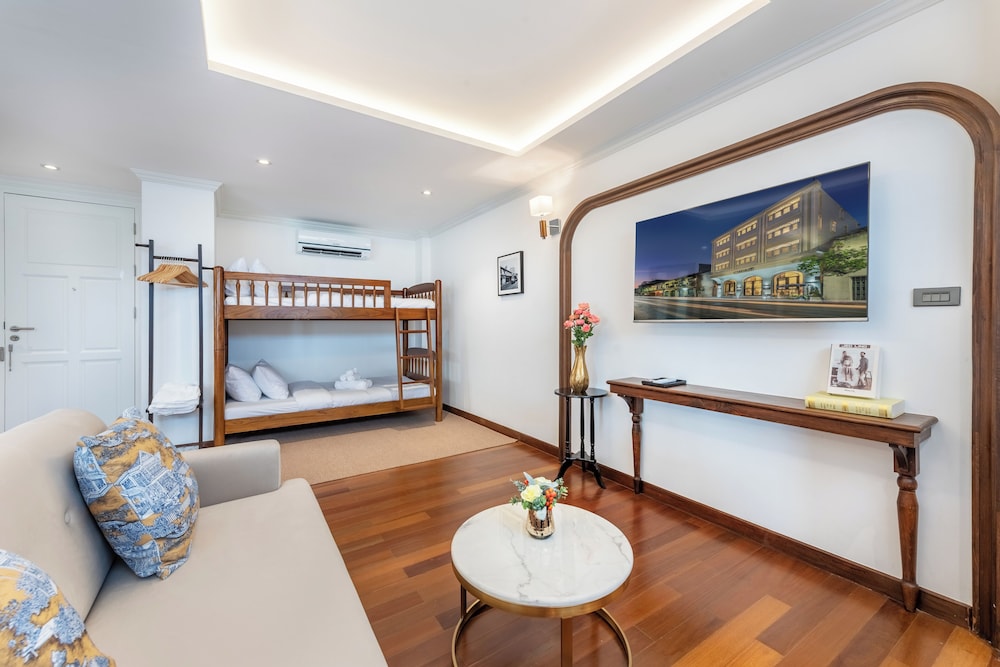 Family Suite, City View photo 2