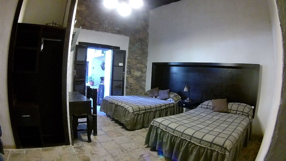 Family Room, 2 Double Beds