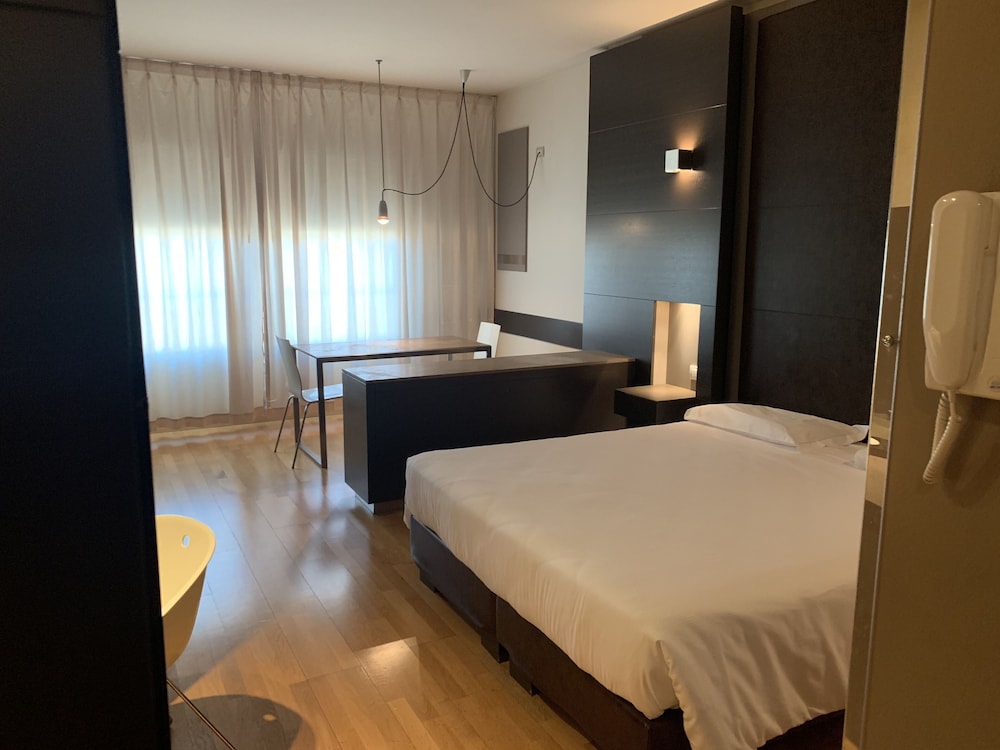 Double Room Single Use