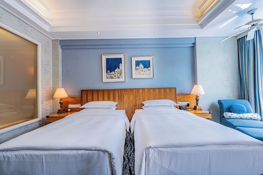 Pool View Superior Twin Beds Room - Photo 2