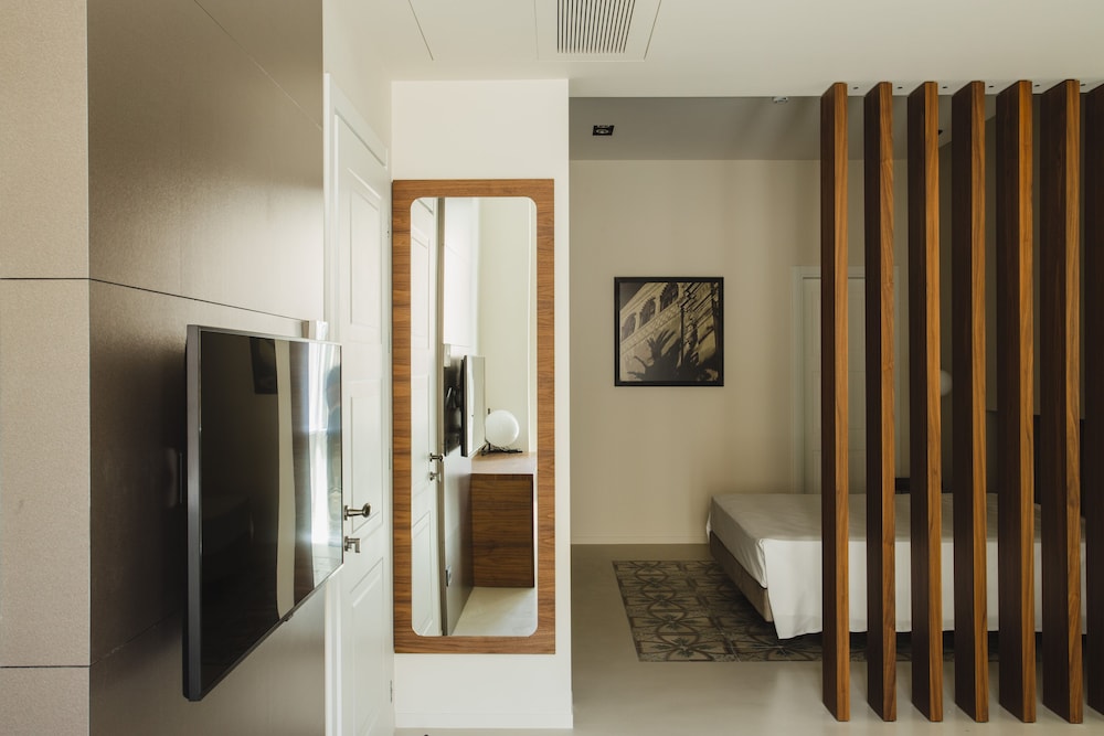 Traditional Suite