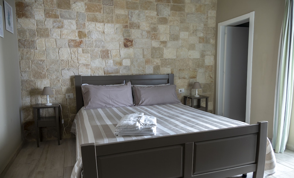 Deluxe Room, Ensuite, Ground Floor photo 2