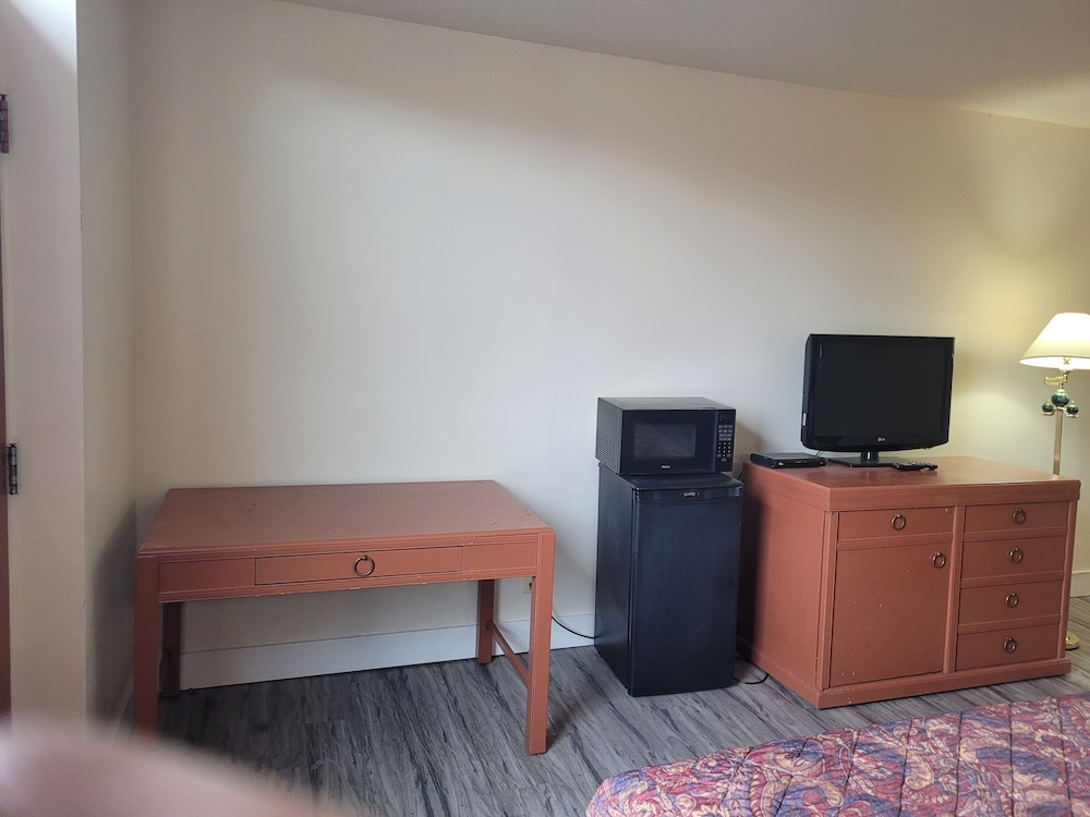 Double Room, 2 Queen Beds photo 3