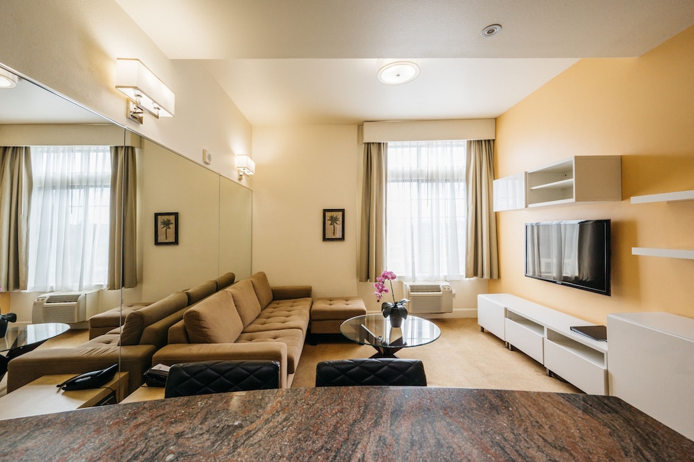 Executive Suite photo 3