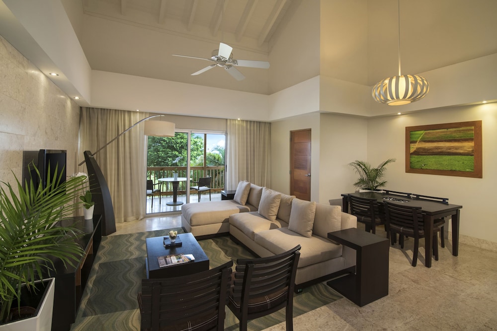 Elite Suite, 2 Bedrooms - Photo 3