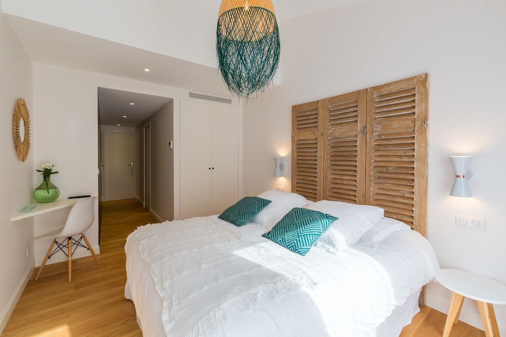 Double Room, Balcony (Jardin Public) photo 1
