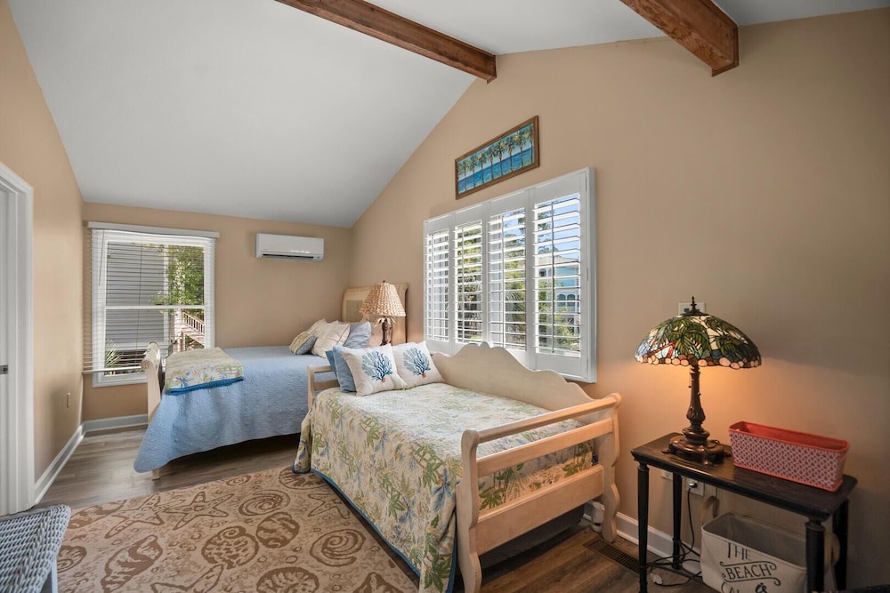 House, Multiple Beds, Patio, Garden View (835 Bonito) photo 3
