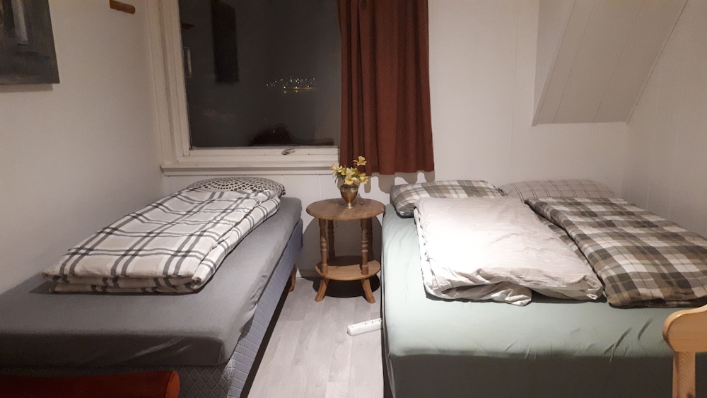 Economy Triple Room, Shared Bathroom (Nr 21) - Photo 1