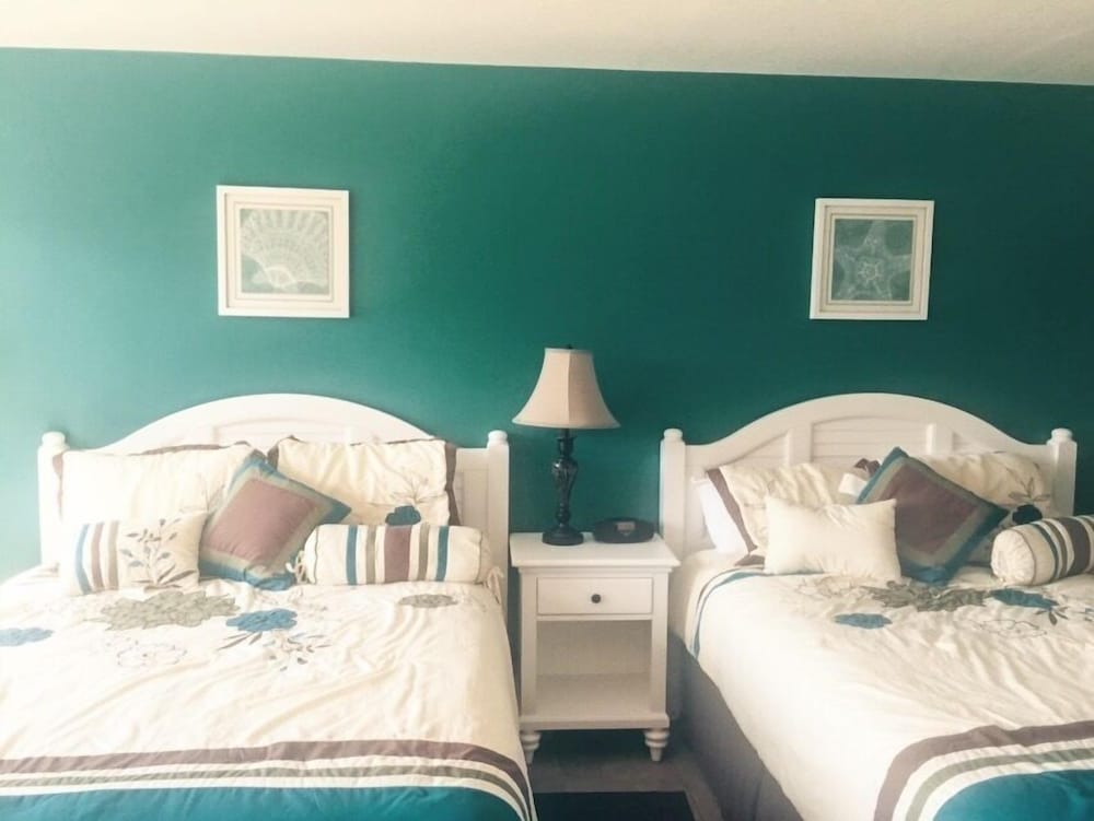 Room, 2 Queen Beds