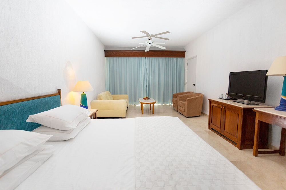 Superior Studio, Sea View - Photo 3