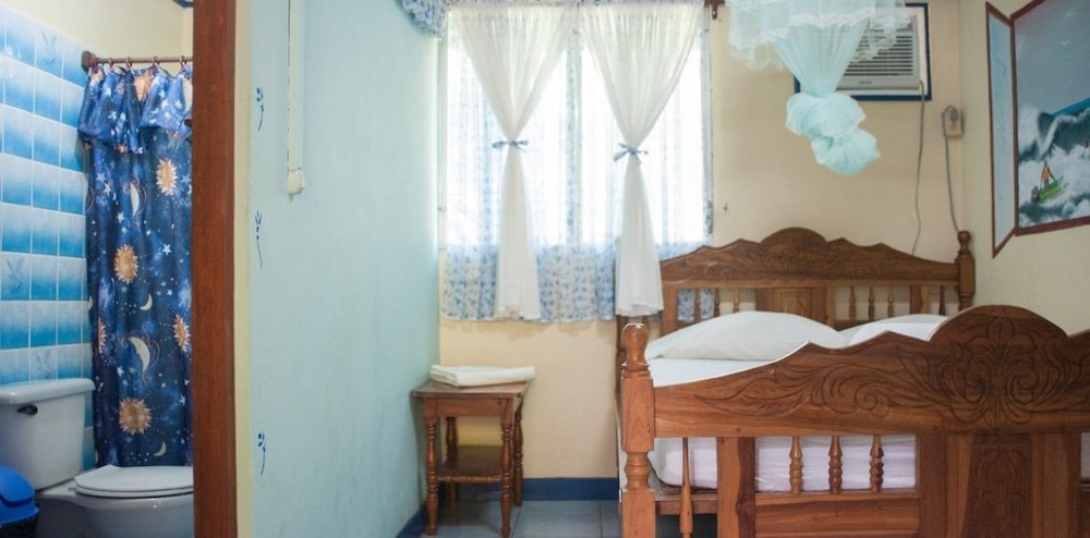 Deluxe Double Room, 1 Double Bed, Non Smoking, Private Bathroom photo 3