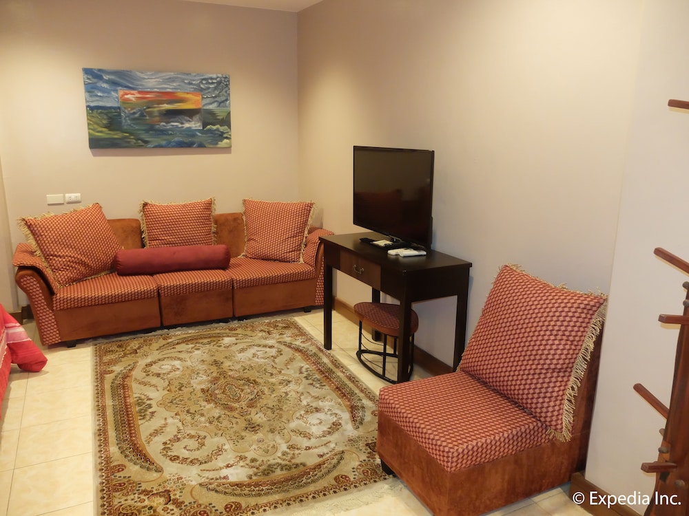 Honeymoon Suite photo 2